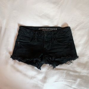 AMERICAN EAGLE CUTOFF SHORTS